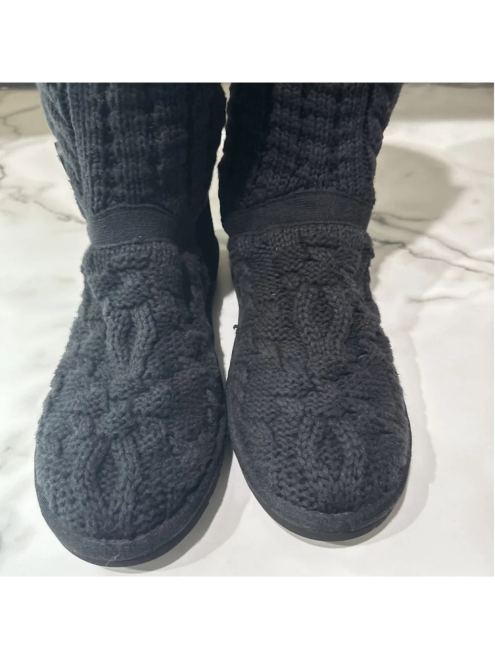 Ugg Leland Sweater Fold Over Boots Women’s 8 Black Slip On Boots Missing Button